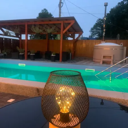 приватна шаянське джерело * Shaian