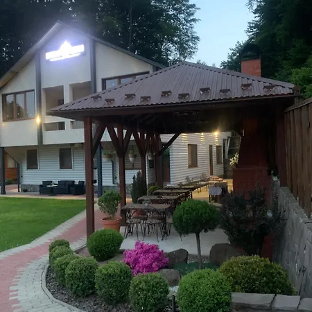 Gæstehus приватна шаянське джерело Shayan