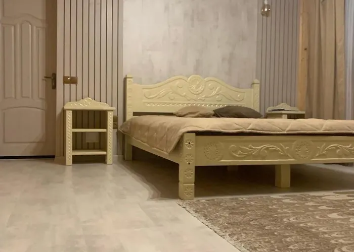 приватна шаянське джерело 招待所 *